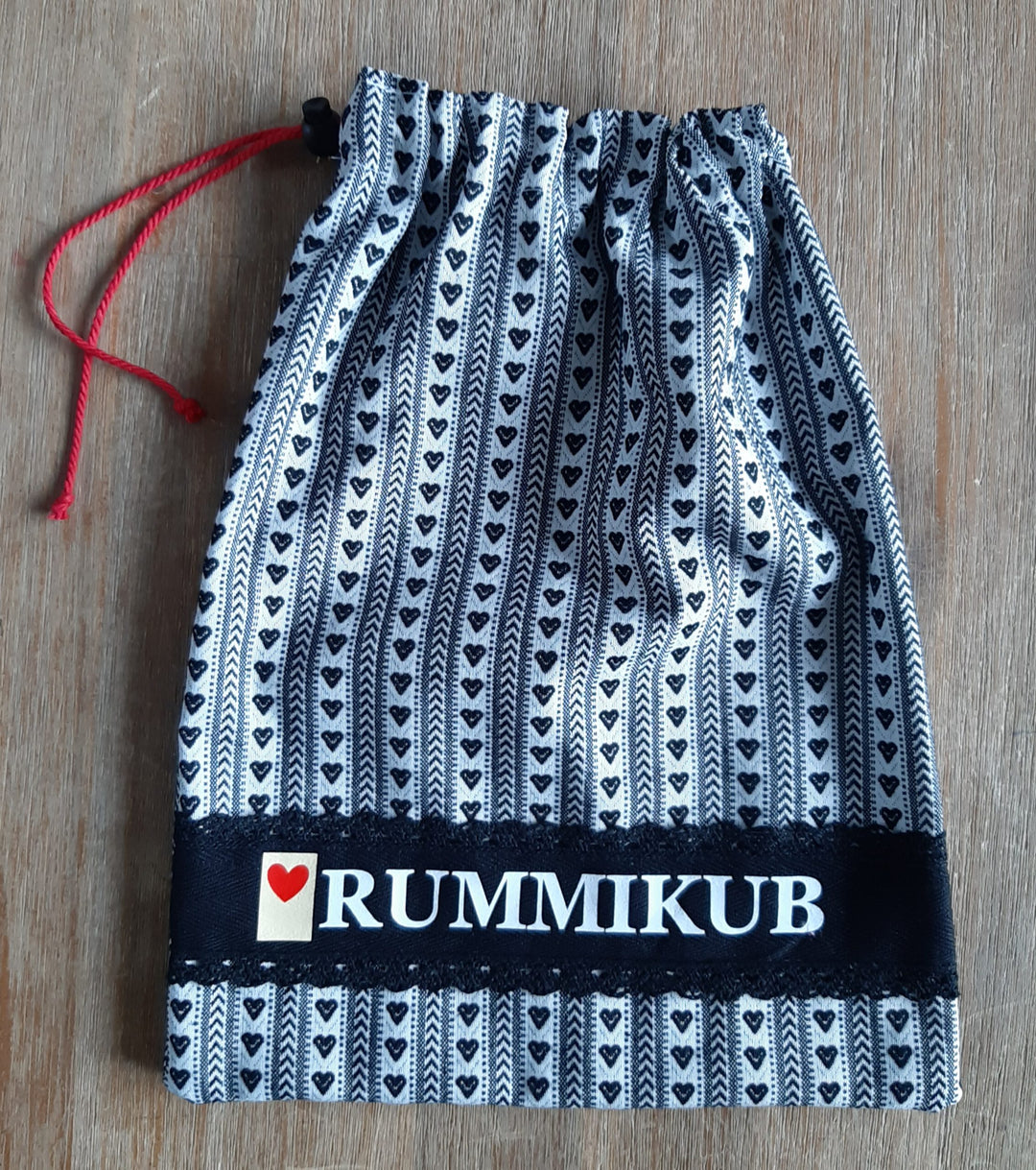 Rummikub pouch Zeeland apron fabric with black trim